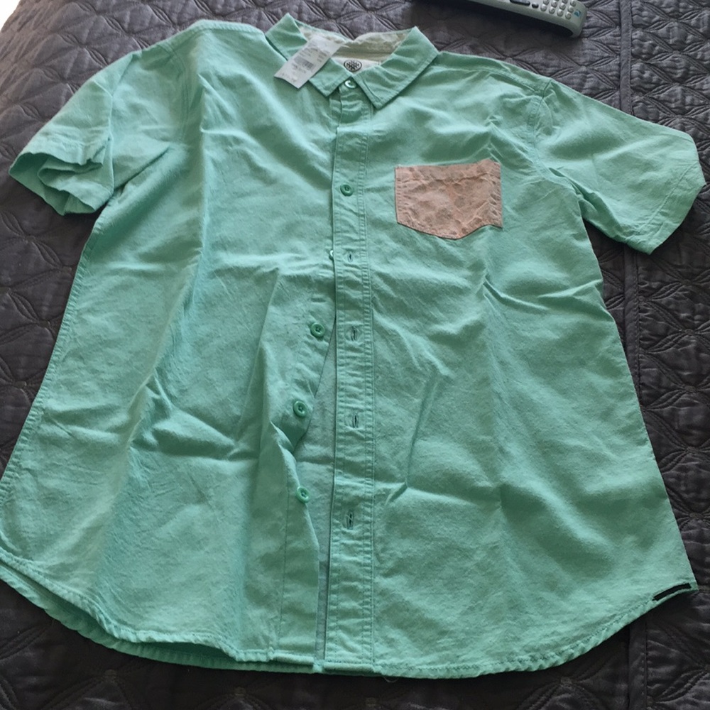 On The Byas Men’s Button-Up